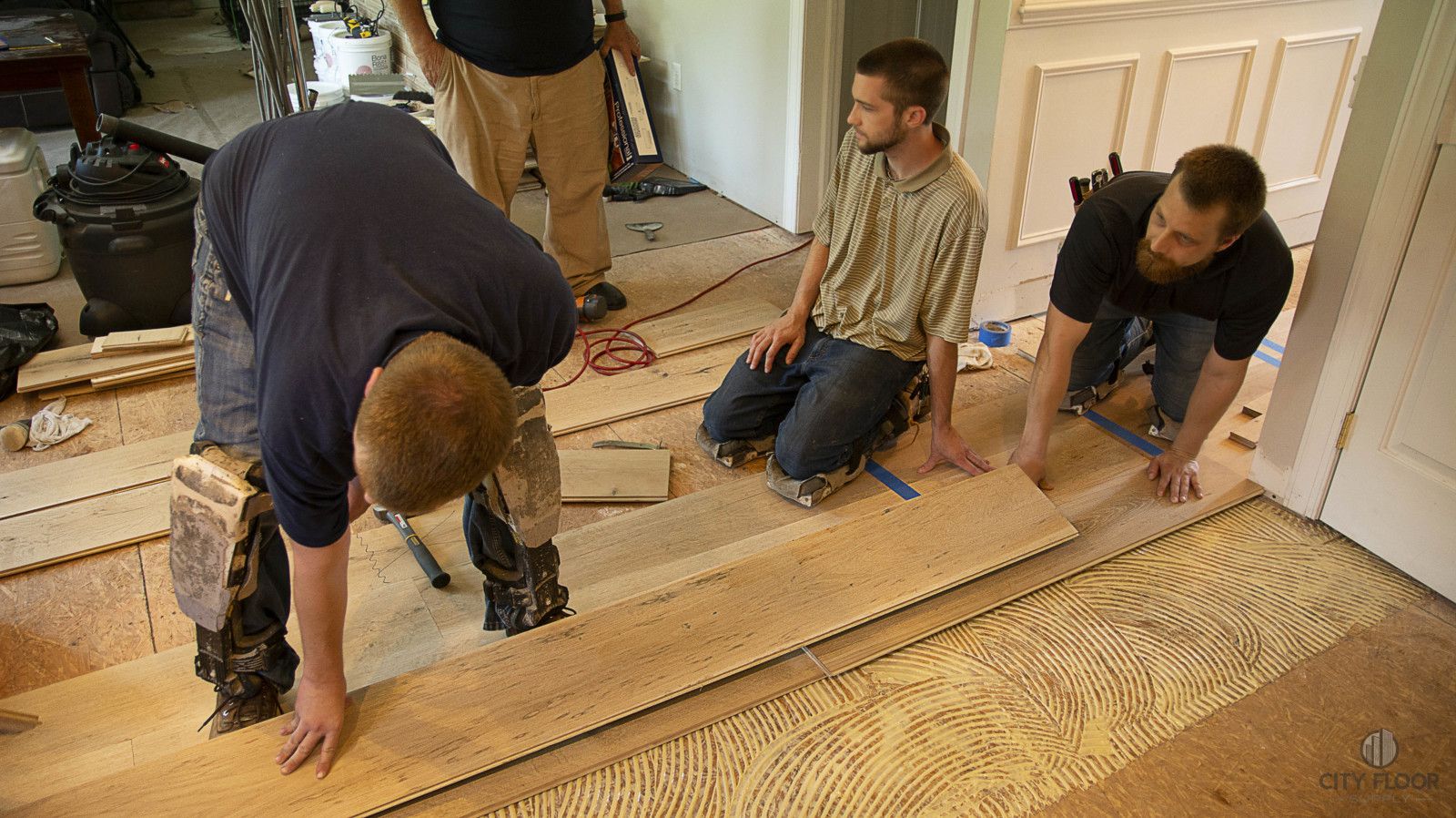 Cost To Install Wide Plank Floors, How Much Do Contractors Charge To Install Hardwood Floors